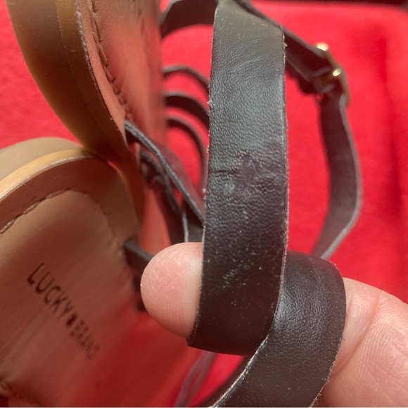 LUCKY BRAND Sz 9 Strappy Leather Buckle Closure Made in  Brazil Sandals - Picture 5 of 11